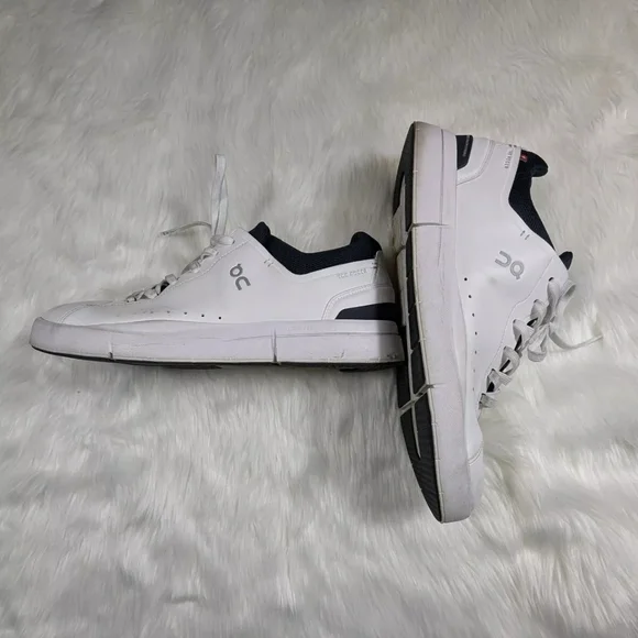 On Running On Cloud The Roger Advantage Color White Midnight Size 13